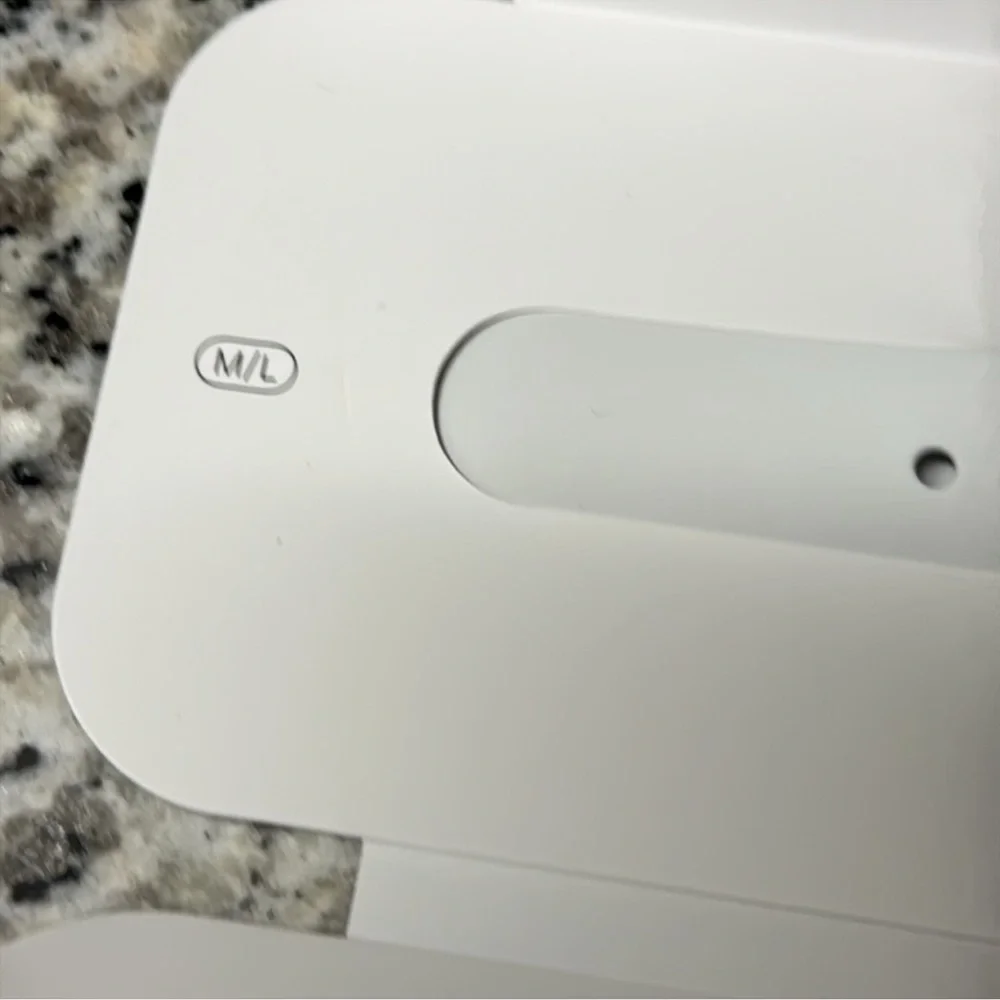 Apple White Sport Band box and bottom band M/ L